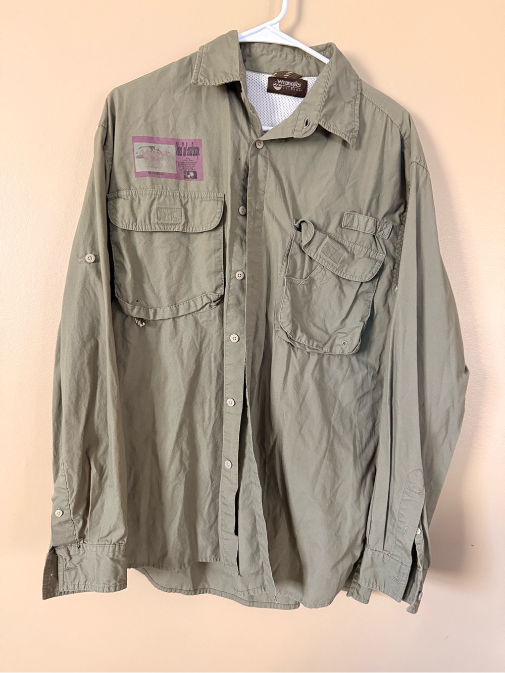 Wrangler Outdoor Men’s M Khaki Olive Green Fishing Shirt Long Sleeve